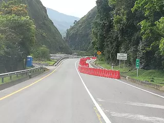 Cierres Vía al Llano Informe Coviandina