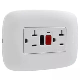 Toma Doble Con Polo Gfci Galica Lx