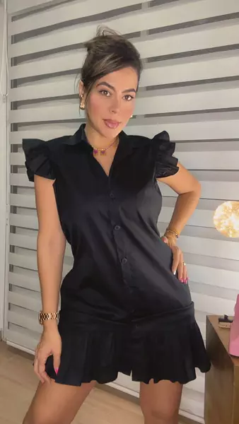 Vestido Negro – Elegancia Atemporal