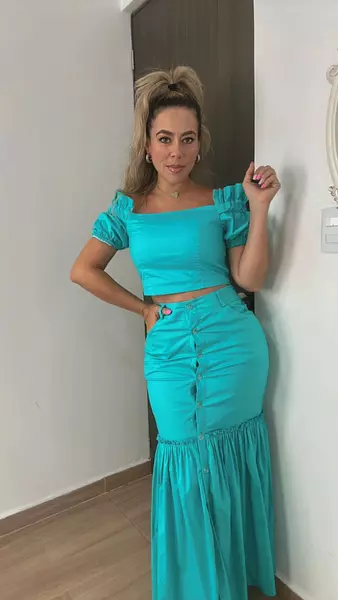 Set Falda Y Blusa – Elegancia Popelina