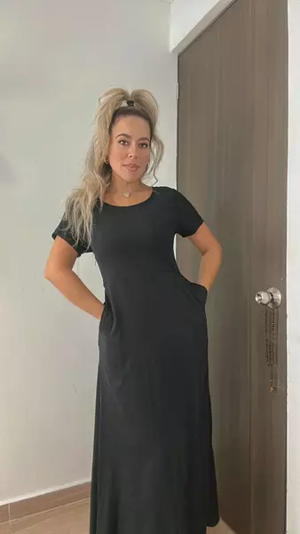 Vestido Largo Negro – Clásico Y Elegante