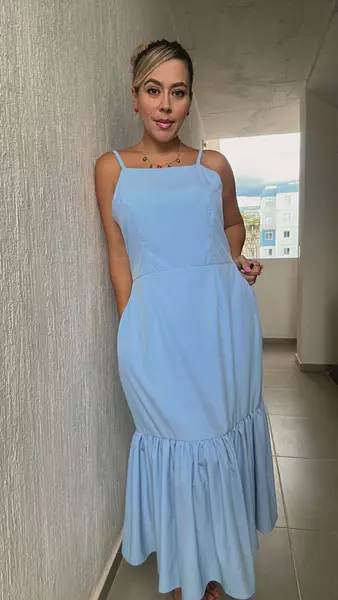 Vestido Largo Victoriosa – Luz Y Elegancia Atemporal