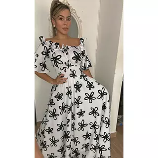 Vestido Negro Flores – Elegancia Floral Y Feminidad