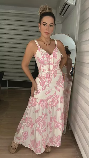 Vestido Rosa – Estilo Dulce Y Refinado