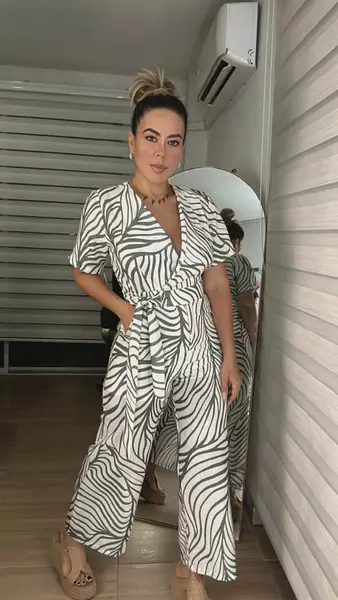 Enterizo Verde Militar – Estilo Funcional