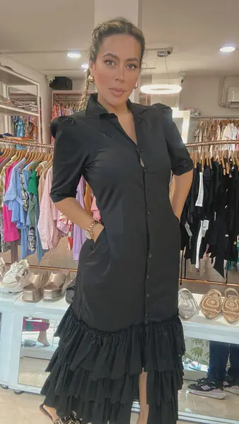 Vestido Negro Casual – Versátil Y Chic