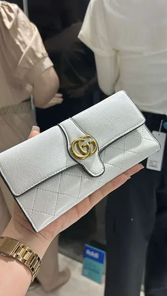 Billetera Blanca Gucci – Lujo En Piel
