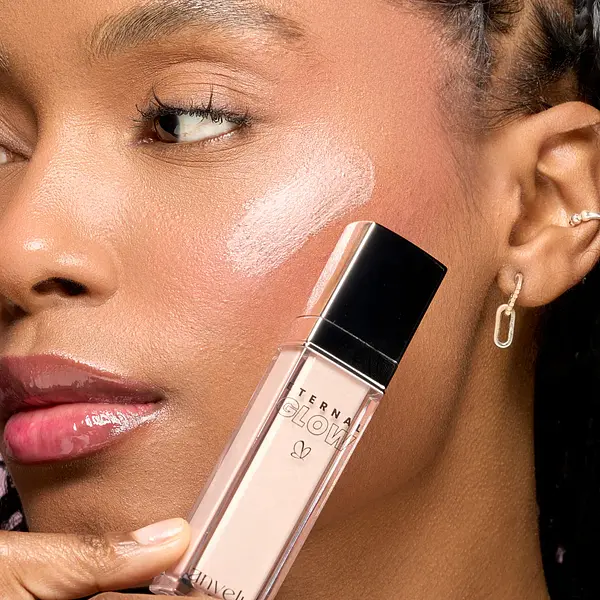 Iluminador Liquido Eternal Glow Anyeluz