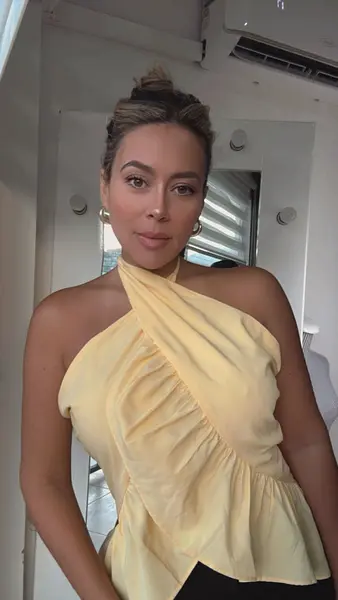 Blusa Amarilla De Tiras Con Bolero