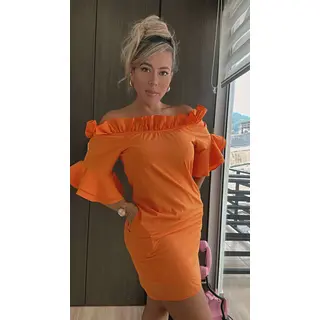 Vestido Corto Naranja – Chic Femenino
