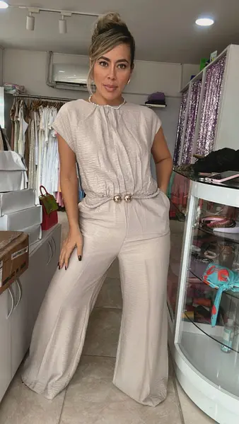 Enterizo Victoriosa – Elegancia Natural