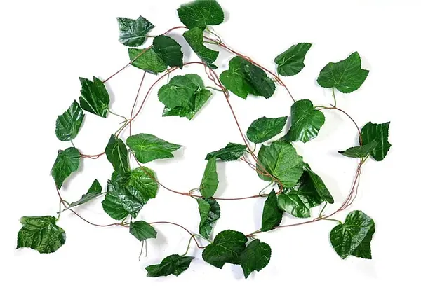 Ramas De Hojas De Uva Artificiales 2.5mts