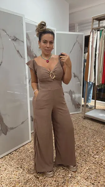 Enterizo Color Camel En Tela Crepé Para Mujer