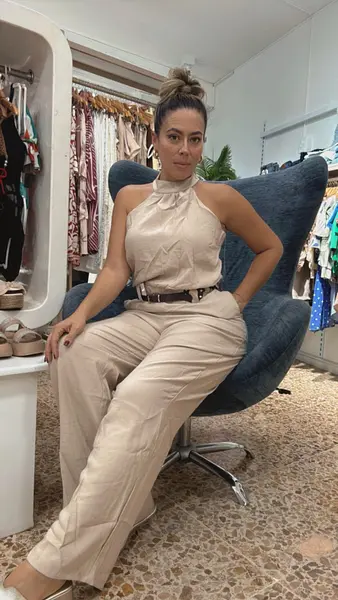 Enterizo Camel Con Cuello Tortuga, Cinturón Detalles