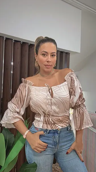 Camisa Suelta Estampada Con Boleros Y Mangas En Tela Efecto