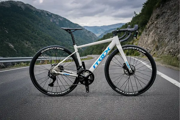 Bicicleta Ruta Blanca En Aluminio Quetzal Grupo Ltwoo 2x11