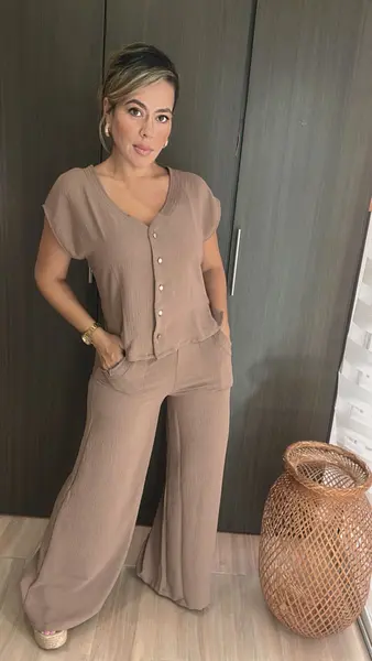 Set Café De Blusa Y Pantalón