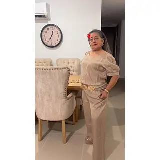 Set Moderno Y Versátil En Beige