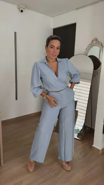 Conjunto Azul Bebé Elegante Y Fresco