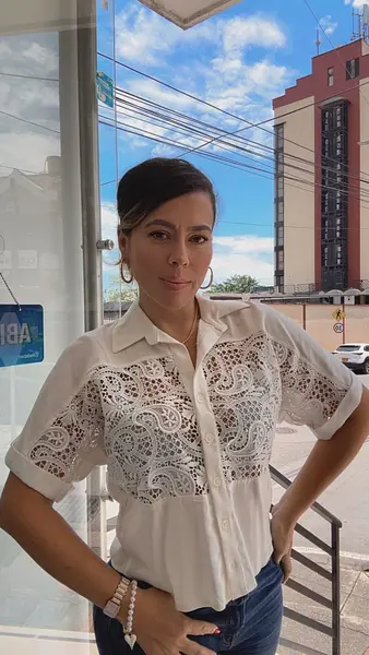 Blusa Bordada Blanca