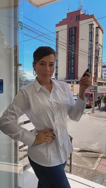 Camisera Blanca Clásica