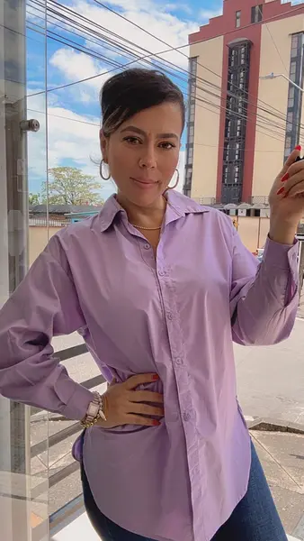 Camisera Lila Clásica