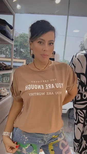 Camiseta Camel X Letras Estampadas